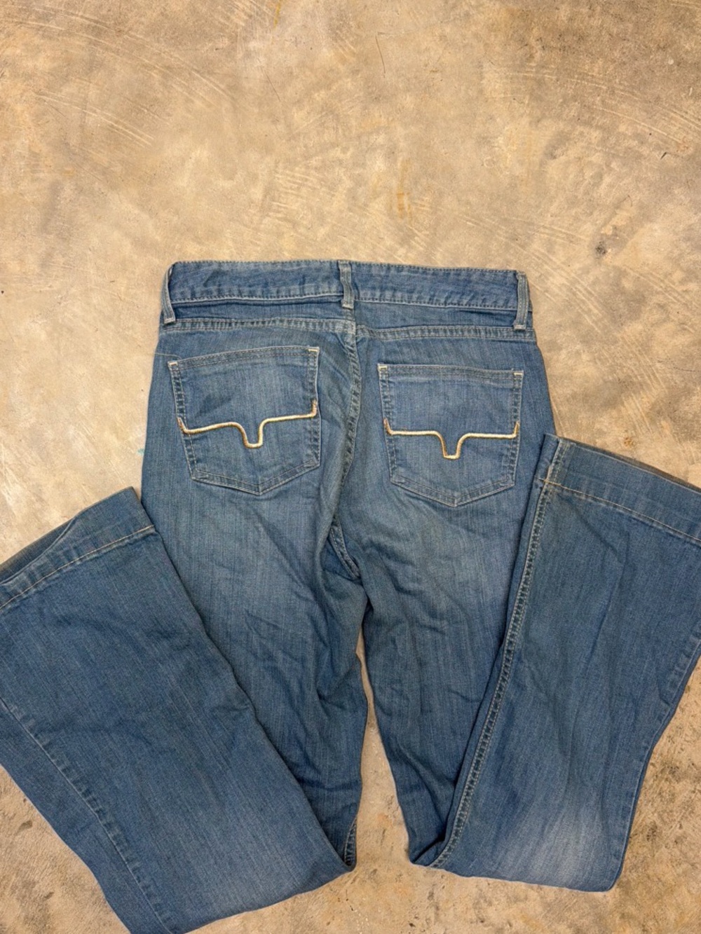 Kimes Ranch Lola medium-wash denim jeans
